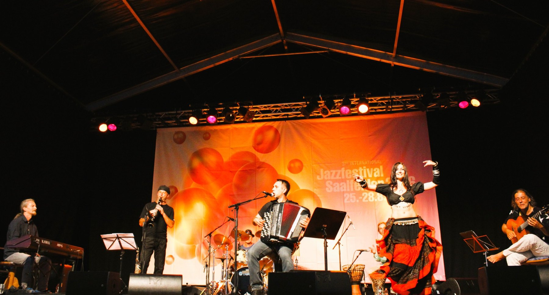 Ostbeatbend live – Konzertfoto 5