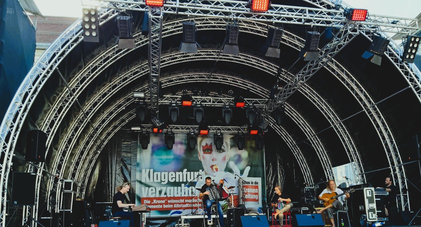 Ostbeatbend live – Konzertfoto 8